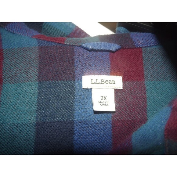 L.L. Bean Button Down Shirt Red Blue Stripe Long Sleeve Cotton Size 2XL - Picture 2 of 3